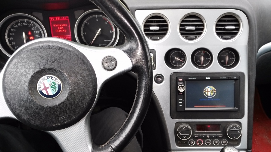 alfa romeo.jpg